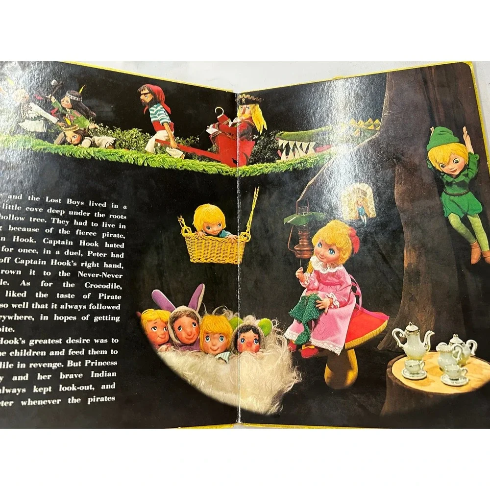 Peter Pan Giant 3-D Fairy Tale Book Playmore 1970s‎ Classic Children's